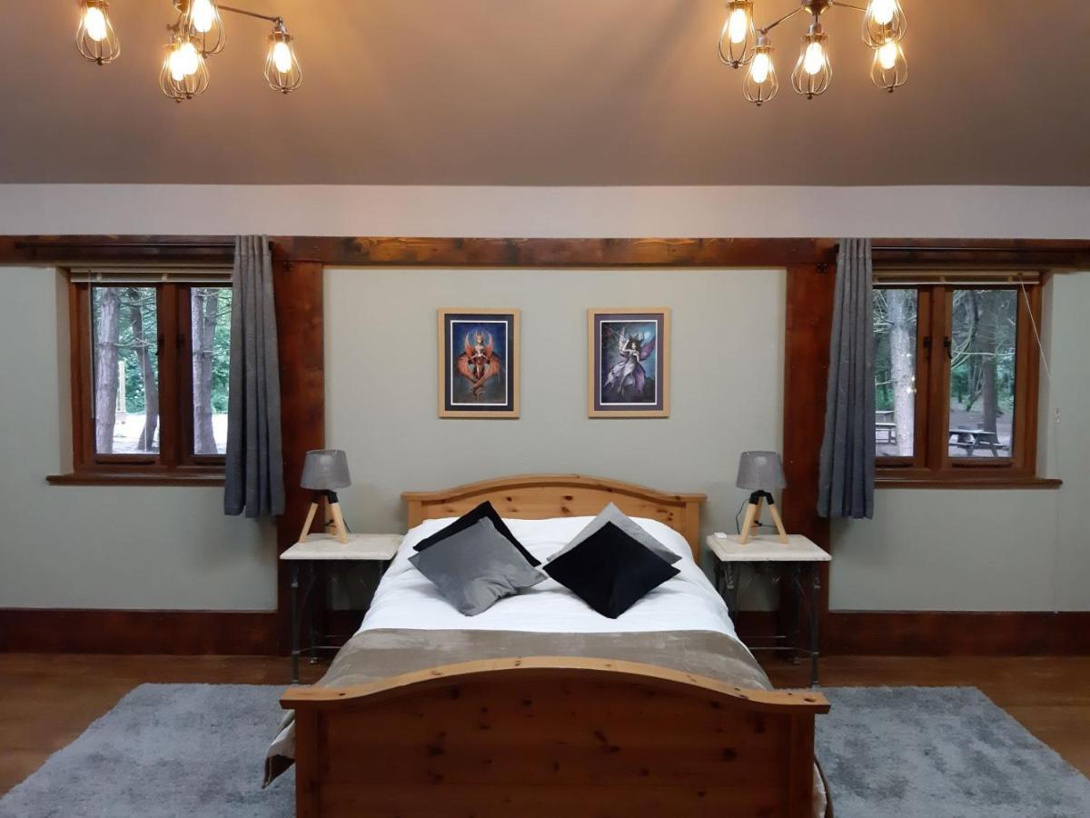 Wyldwood Lodge Cheadle  Buitenkant foto