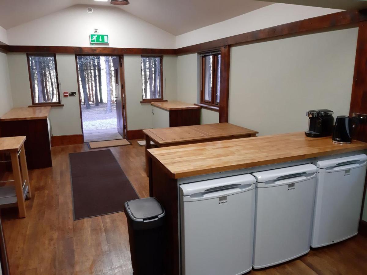 Wyldwood Lodge Cheadle  Buitenkant foto
