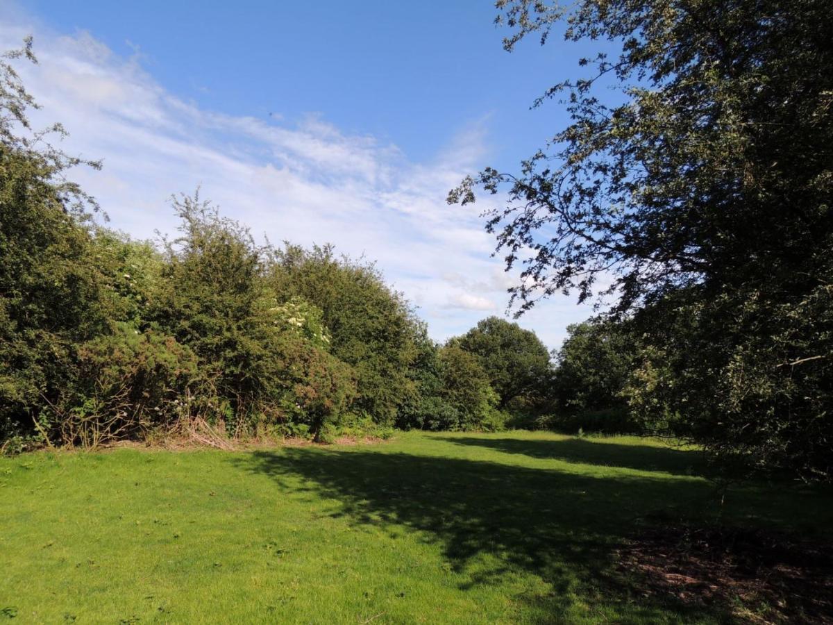 Wyldwood Lodge Cheadle  Buitenkant foto